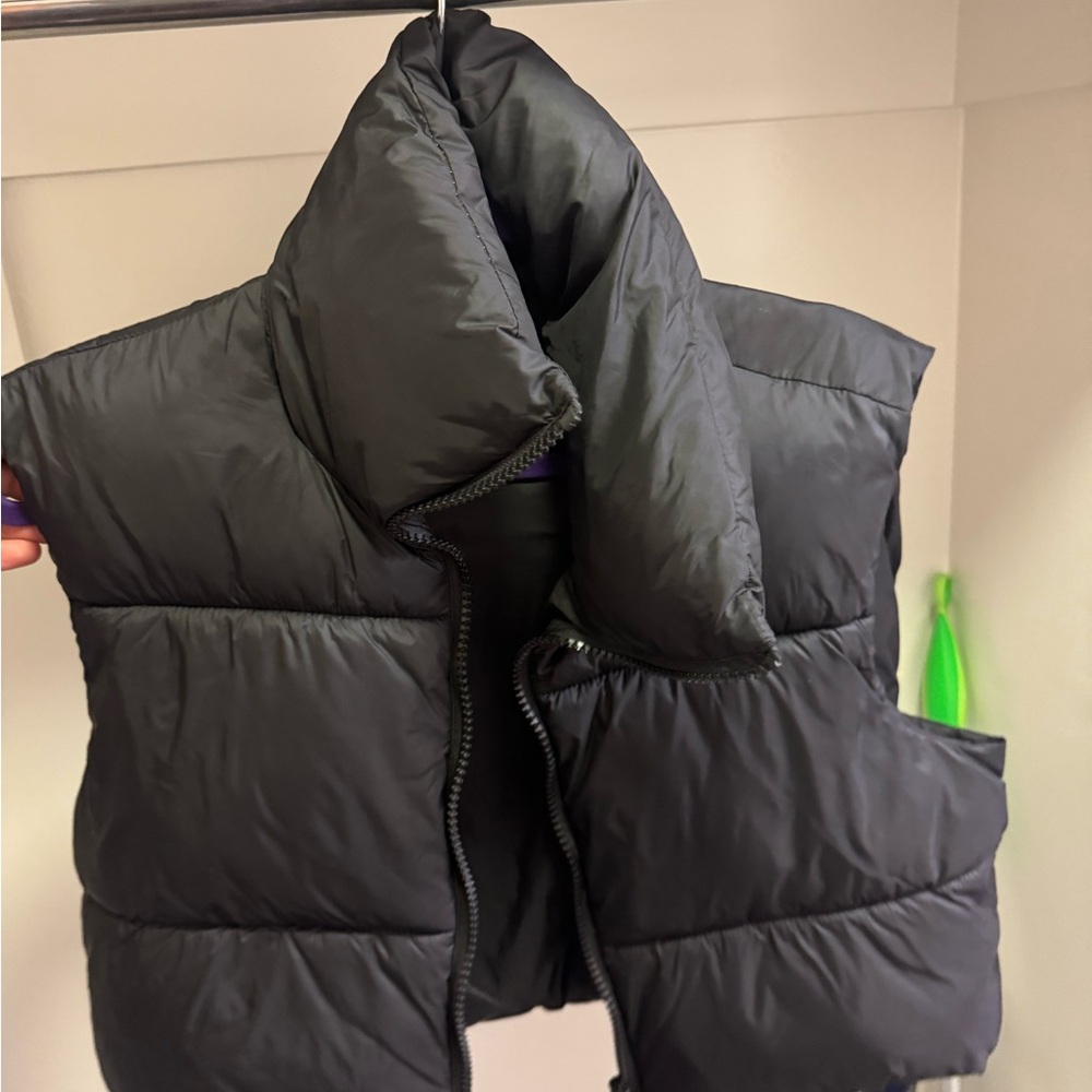 Shein cropped puffer vest